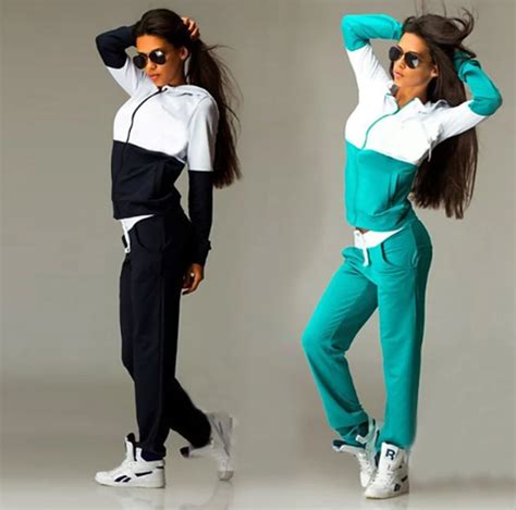 women designer jogging suits.